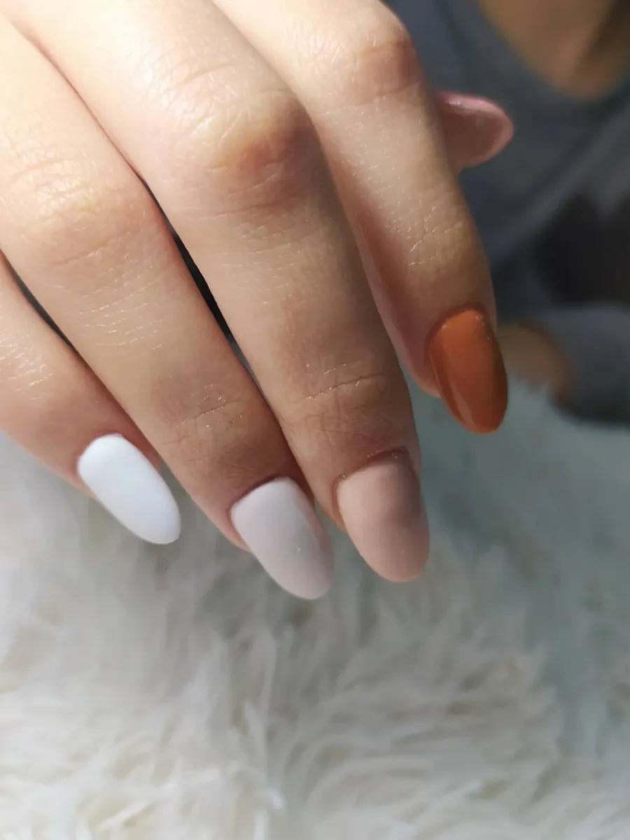 Diseño de uñas en Salon Deluxe, Cumaná